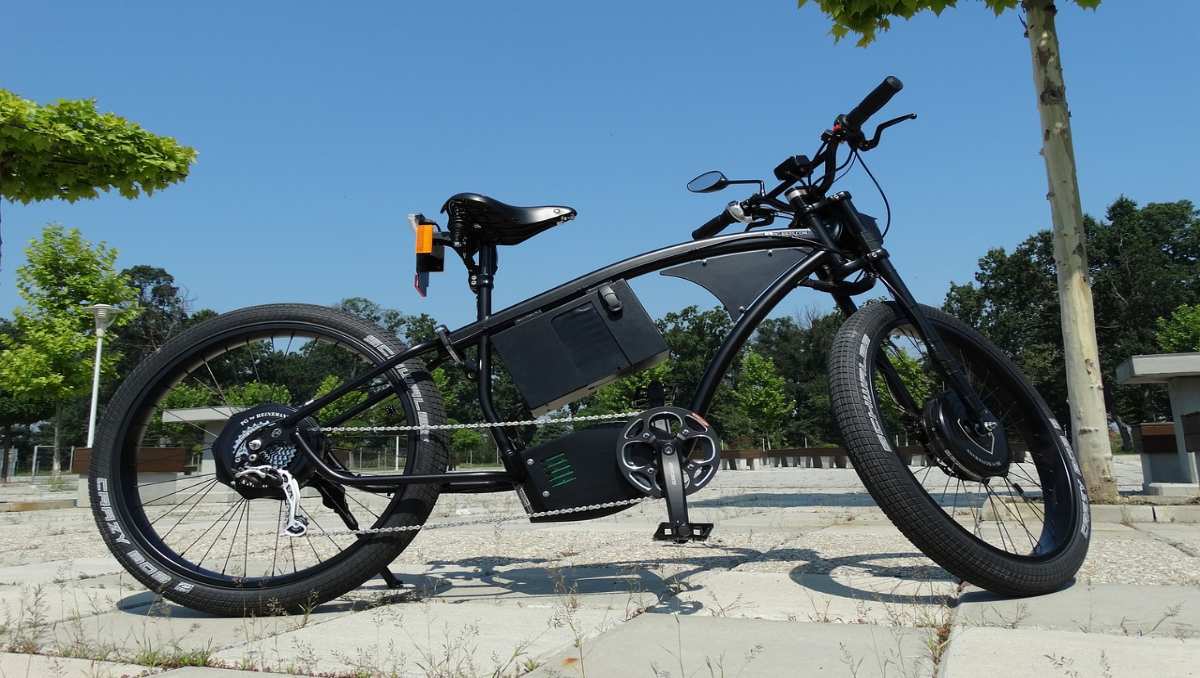 E-Bike Motors Compared: Hub Vs. Mid-Drive