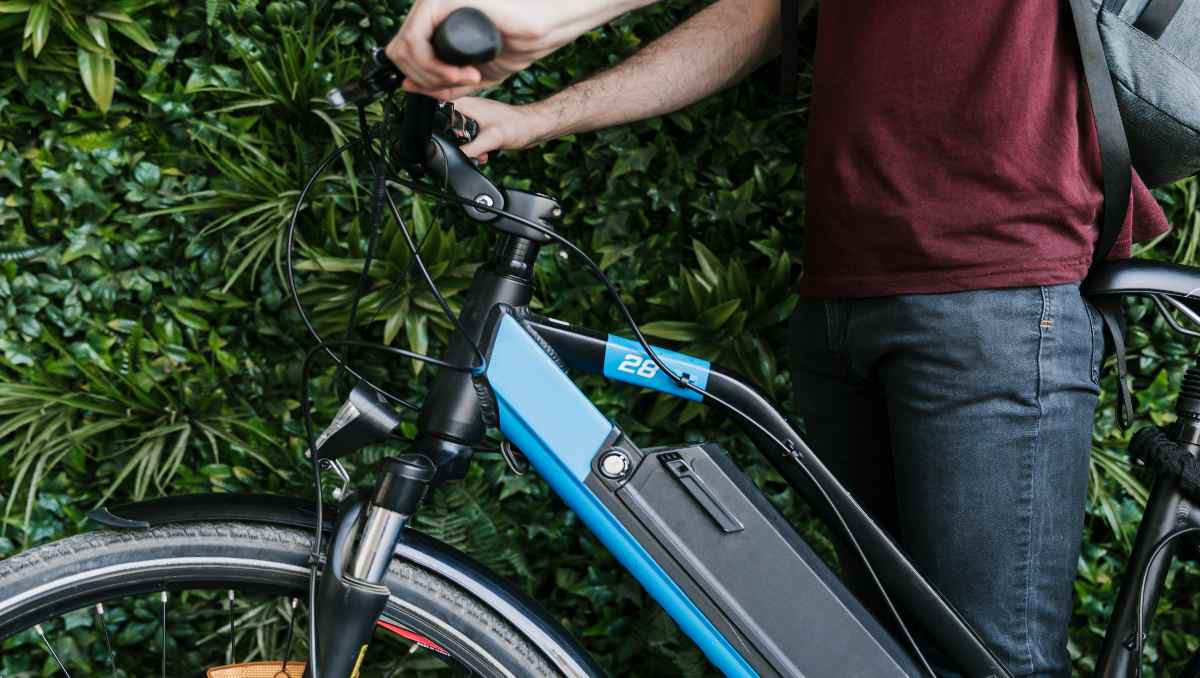 Finding the Best E-Bike Battery for Longevity and Power 