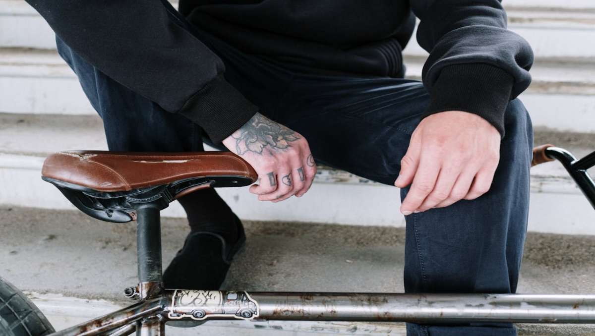 Curated visual reference: Visual Reference: The Easiest Ways To Find The Correct Bike Seat Height