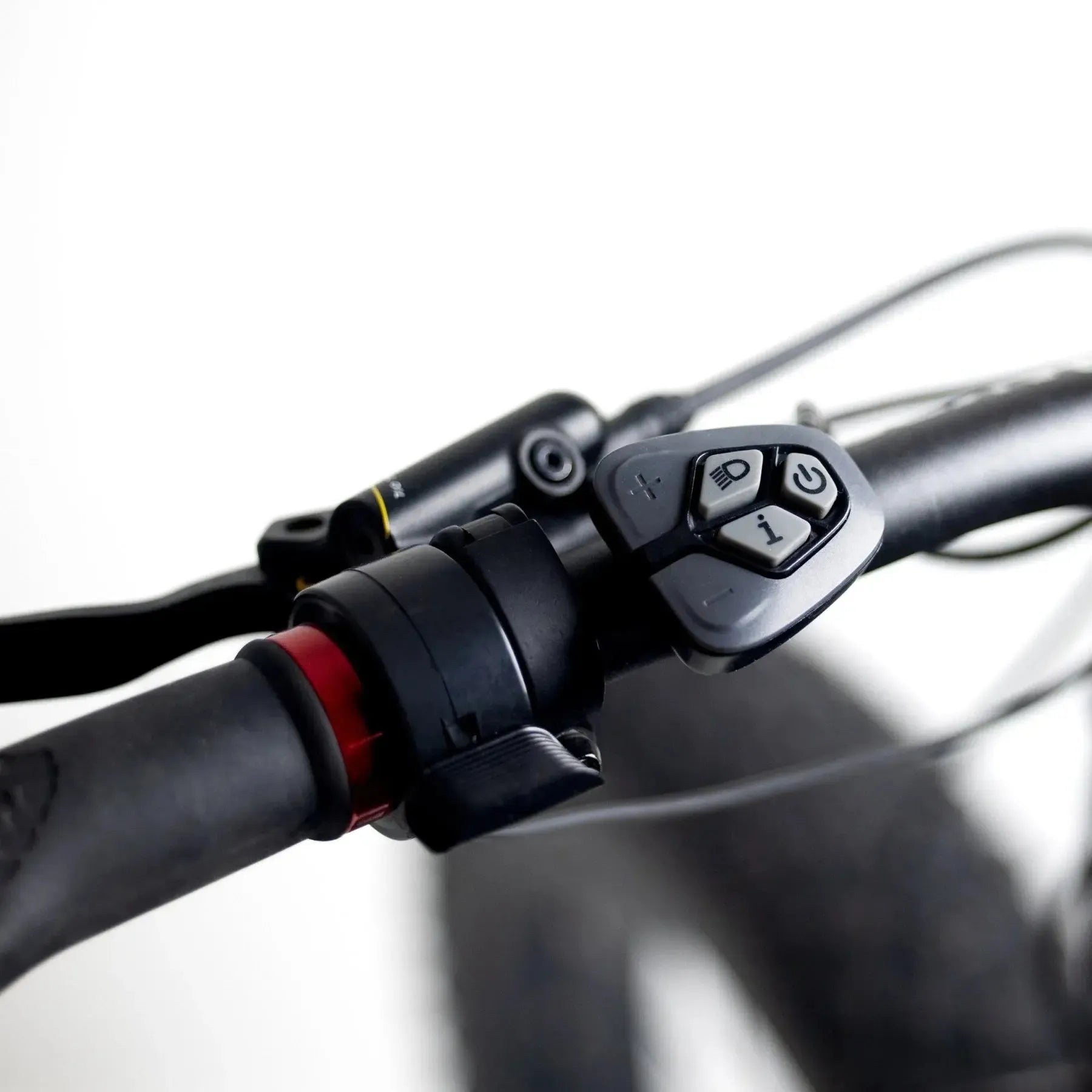 Bakcou Mule Jäger 1000W Mid-Drive Fat Tire Electric Bike
